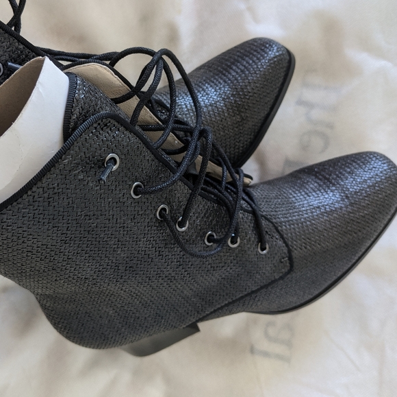 Witchy boots size 9 - Picture 3 of 9